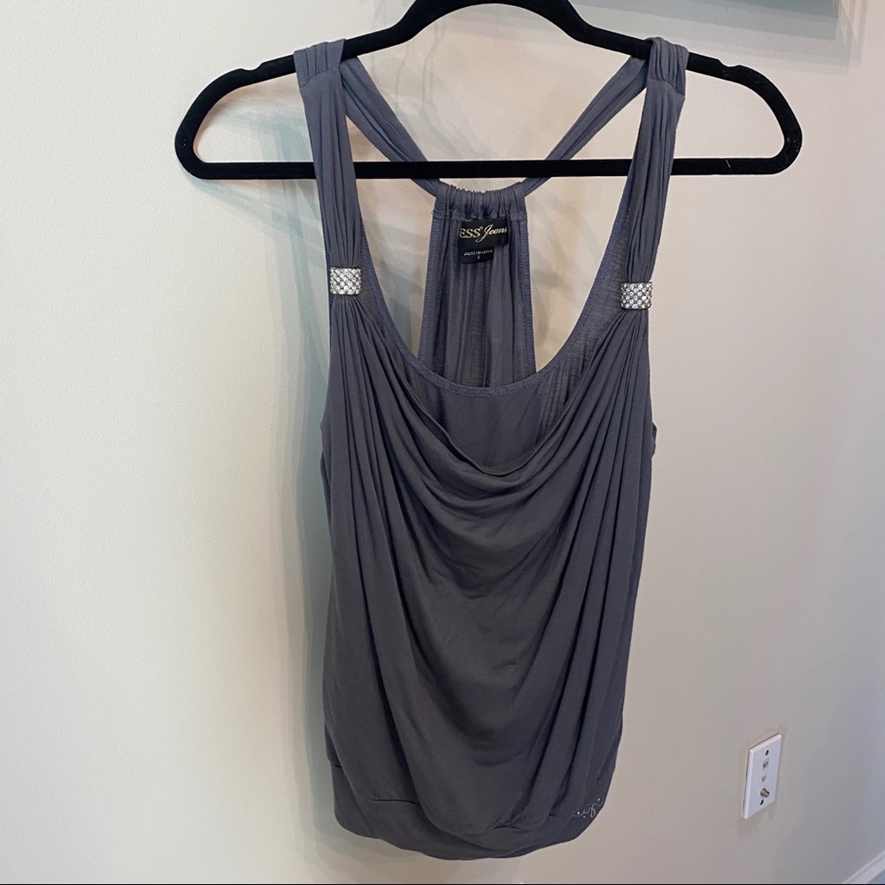 Guess Tank